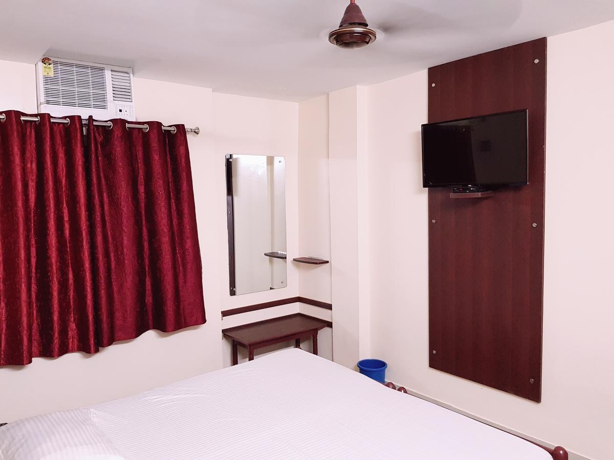 Hotel Rajdhani Bhubaneswar Exterior photo
