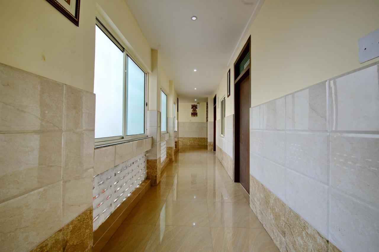 Hotel Rajdhani Bhubaneswar Exterior photo