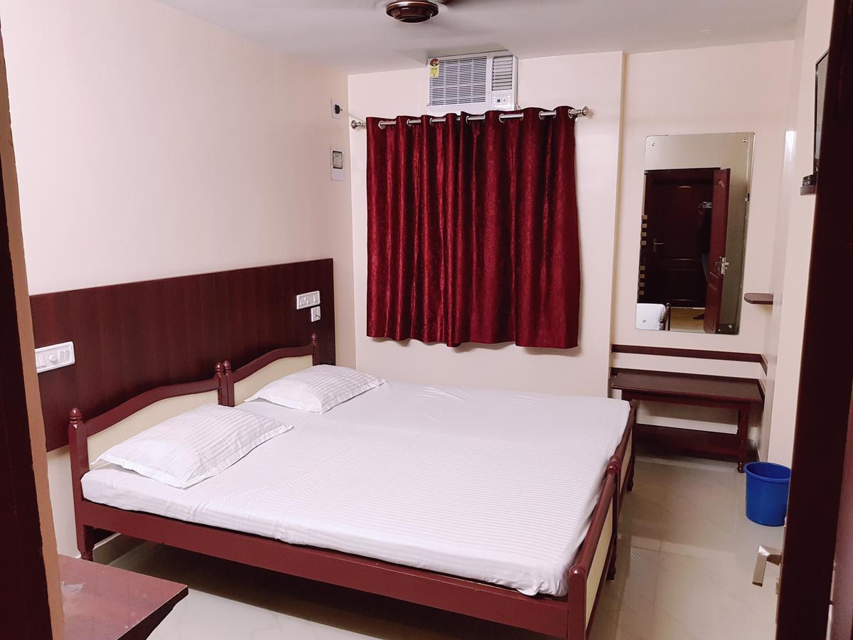 Hotel Rajdhani Bhubaneswar Exterior photo
