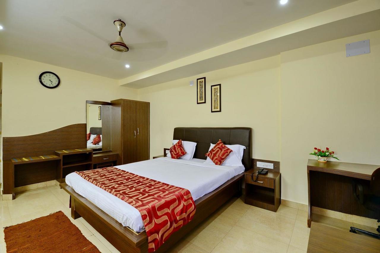 Hotel Rajdhani Bhubaneswar Exterior photo